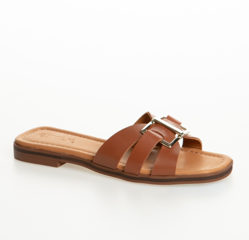 CTWLK7 — Cognac slipper met gouden gesp